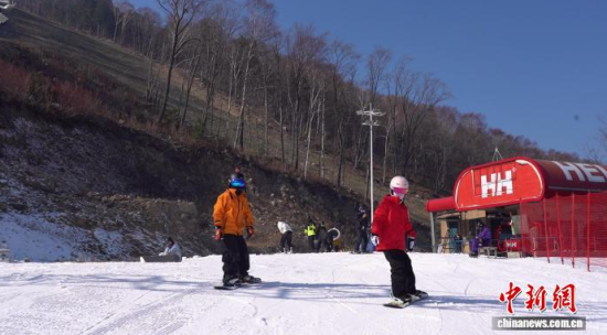 ��ѩ�ۺ����w򞡰�׻�������ʯ���� �z