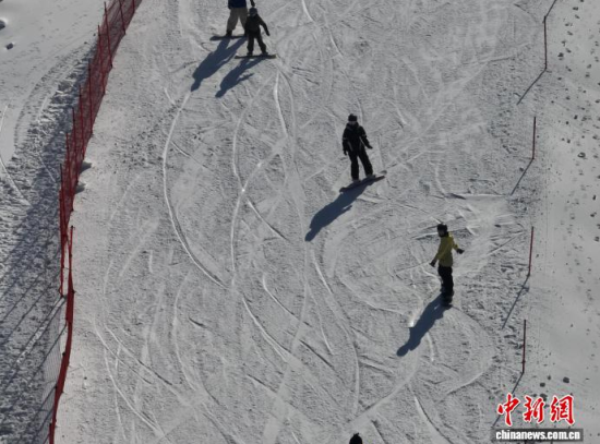 ��ѩ�ۺ�����ѩ���w򞼪����ѩ�����׻������������ѩ�����D